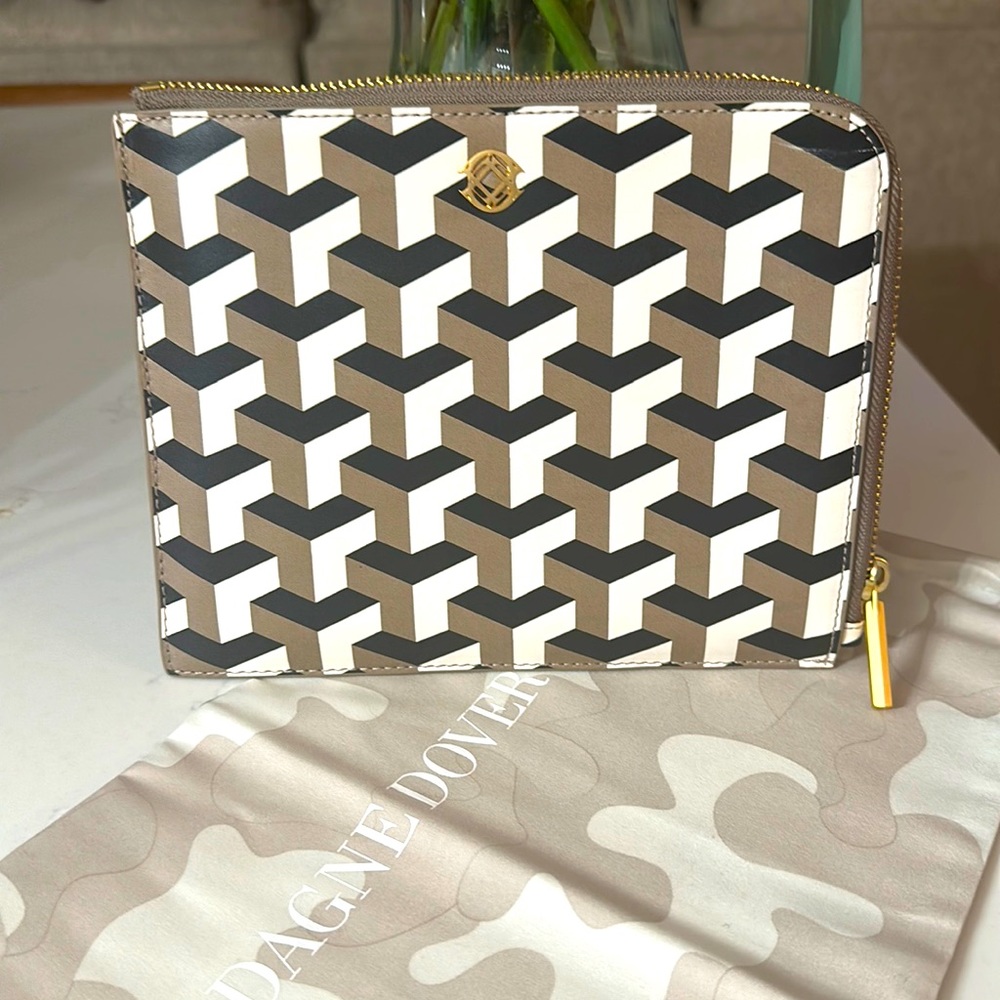 New Dagne Dover  Elle Clutch in Sultans Windowpane